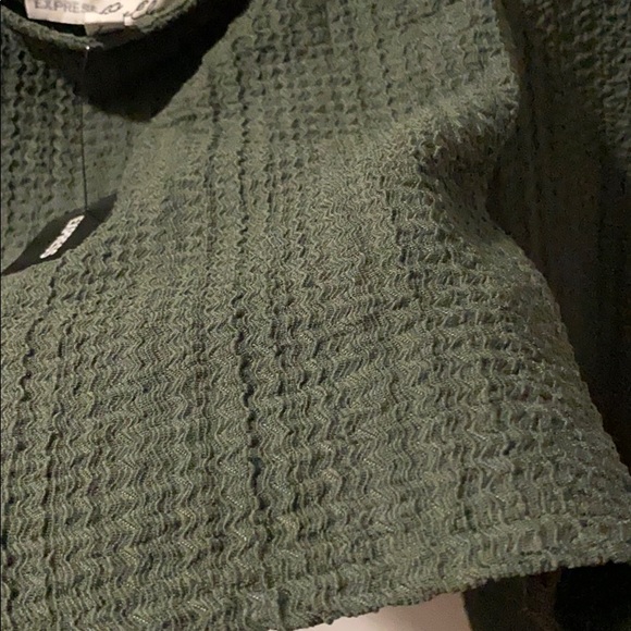 Express Top - Picture 4 of 4